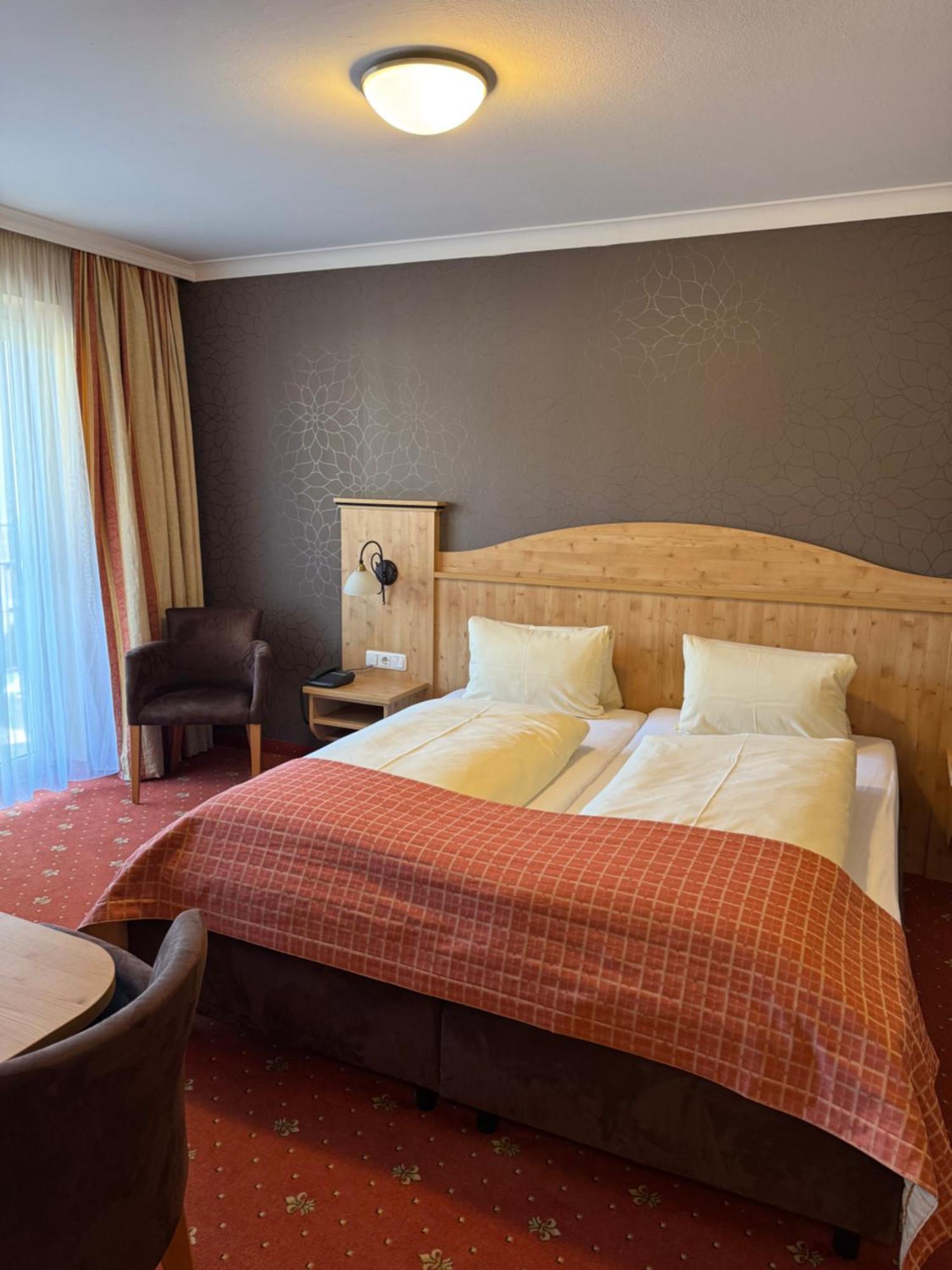 Hotel Mesnerwirt Βέστεντορφ Εξωτερικό φωτογραφία